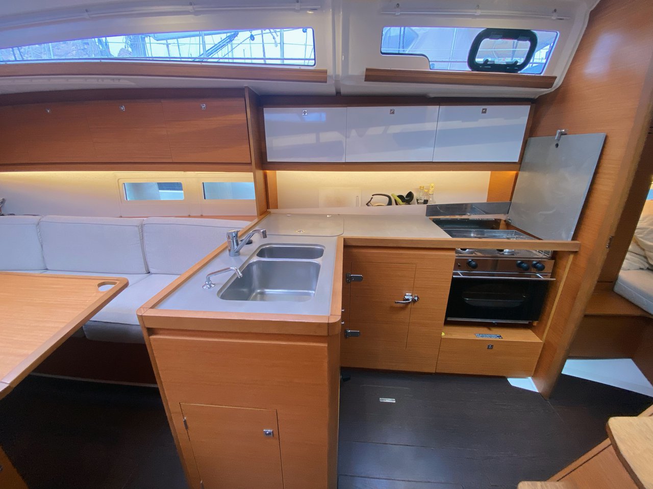 Photo #7 - Dufour 390 GL (Jelo) en Marseillan - 37023