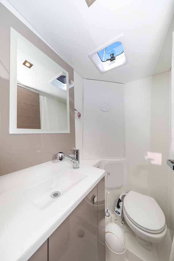 Photo #22 - Fountaine Pajot Isla 40 - 4 + 1 cab. (Orion) in Biograd - 37053