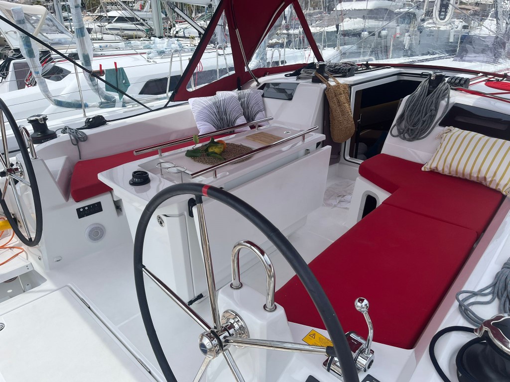Photo #6 - Oceanis 40.1 - 3 cab. (Bibi One) in Split - 37057