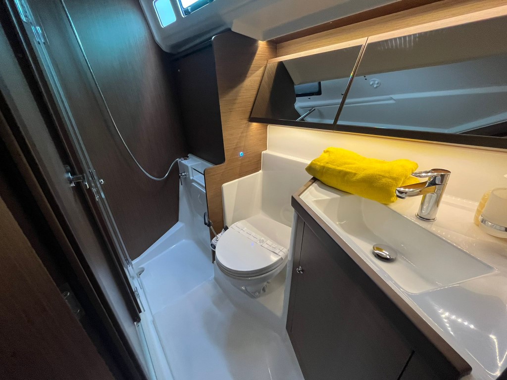 Photo #17 - Oceanis 40.1 - 3 cab. (Bibi One) in Split - 37057