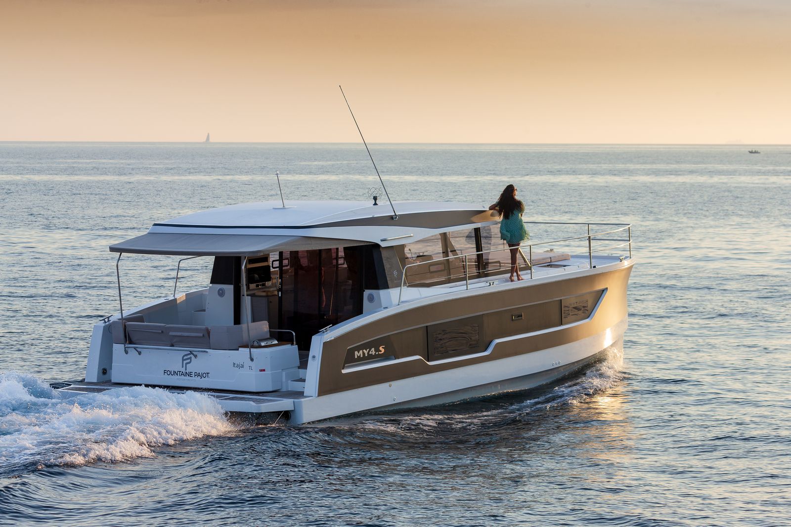 Photo #7 - Fountaine Pajot MY4.S - Maestro (Seas The Day) in Marseille - 37059