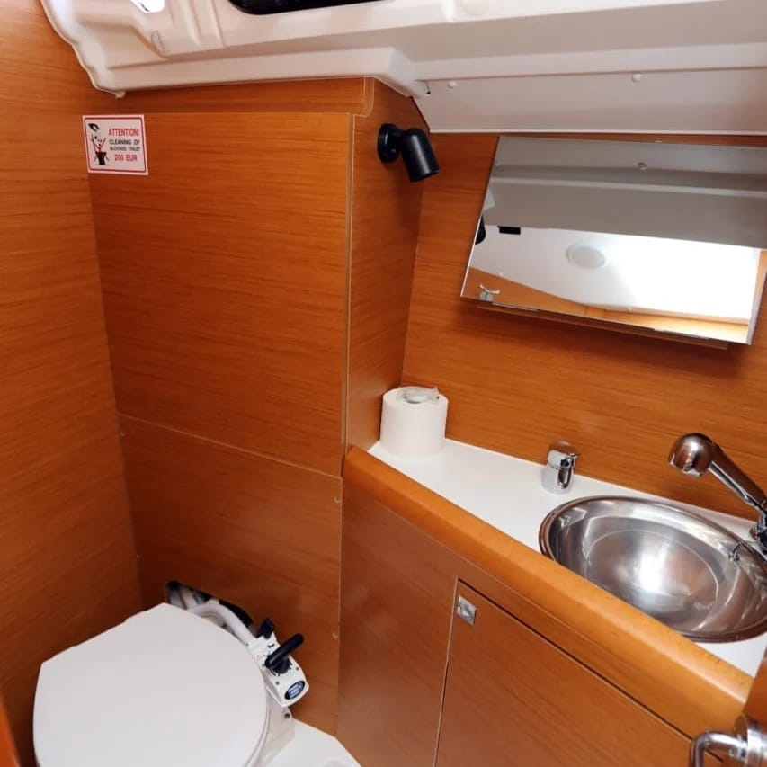 Photo #11 - Sun Odyssey 349 (Gin Tonic) en Krk - 37098