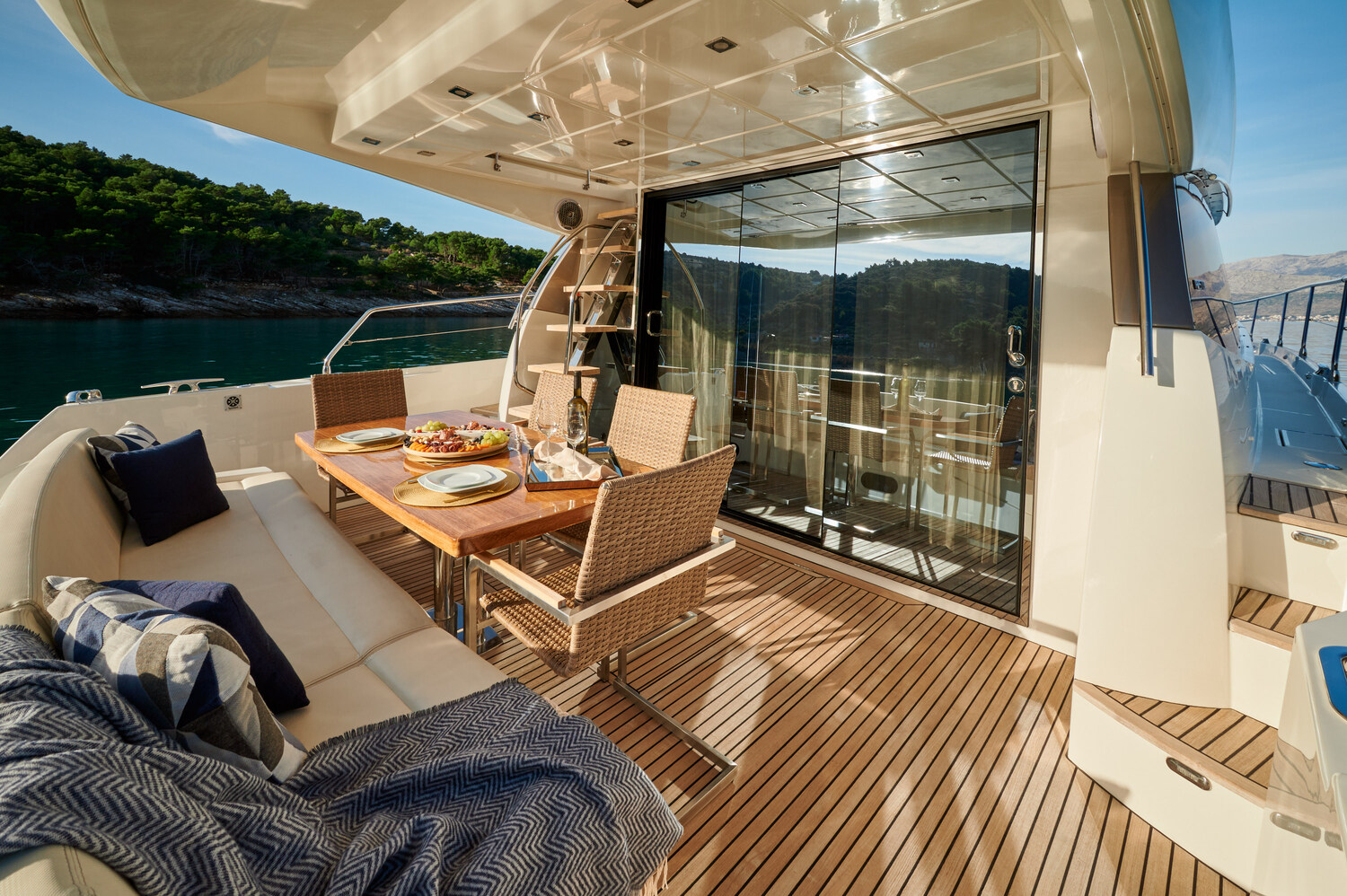 Photo #23 - Prestige 550 Flybridge (Rock) en Podstrana - 37123