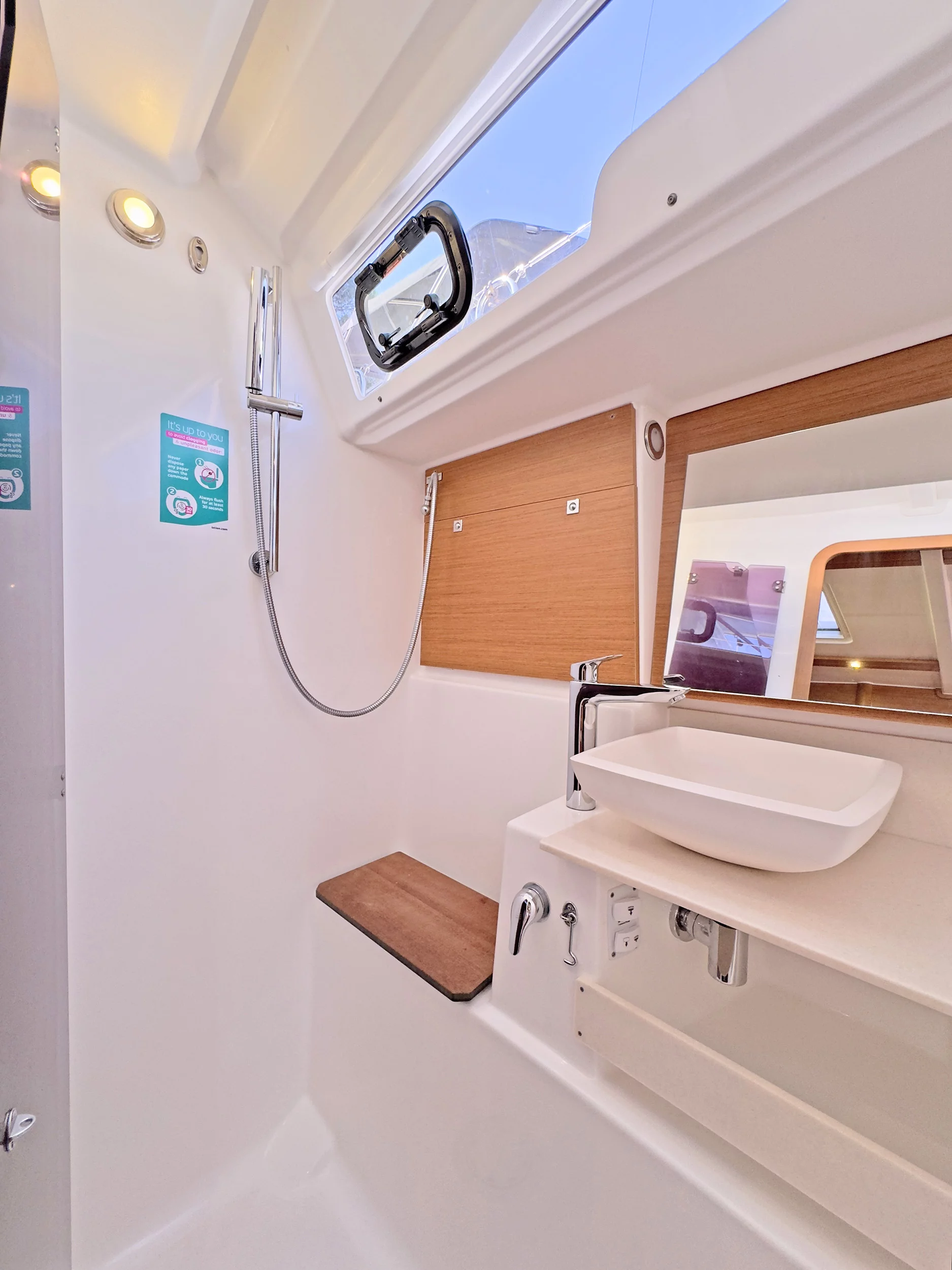 Dufour 430 (First Love)  - 8