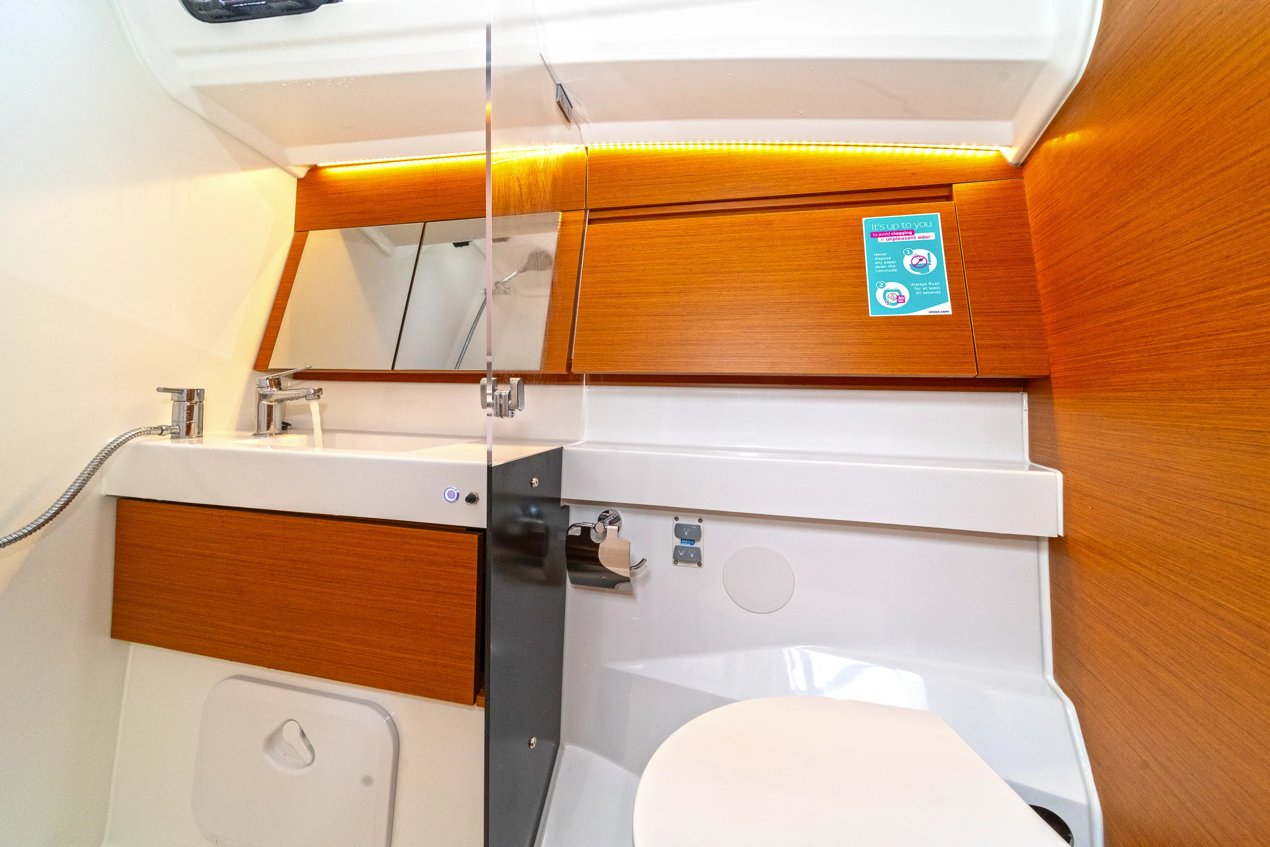 Sun Odyssey 410 - 3 cab. (First Date)  - 3