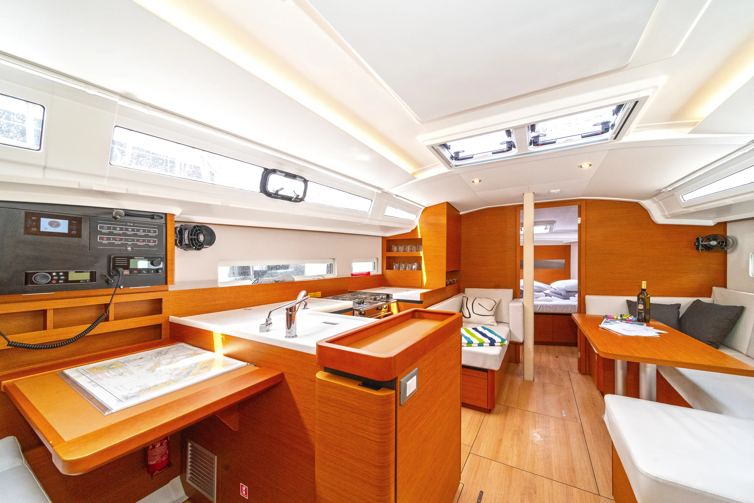 Sun Odyssey 410 - 3 cab. (First Date)  - 4