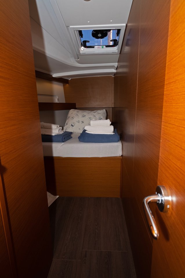 Photo #7 - Sun Odyssey 490 - 4 + 1 cab. (Mystic Kiss) en Split - 37150