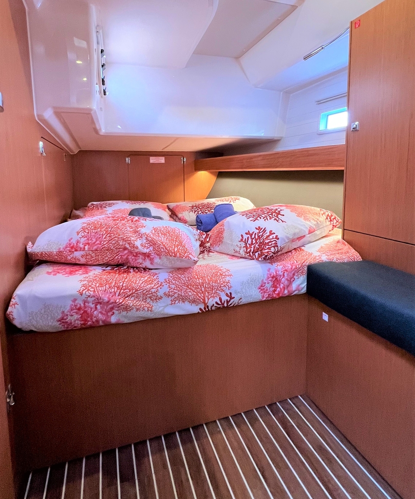 Photo #14 - Bavaria Cruiser 46 - 4 cab. (Sunset Breeze) in Split - 37151