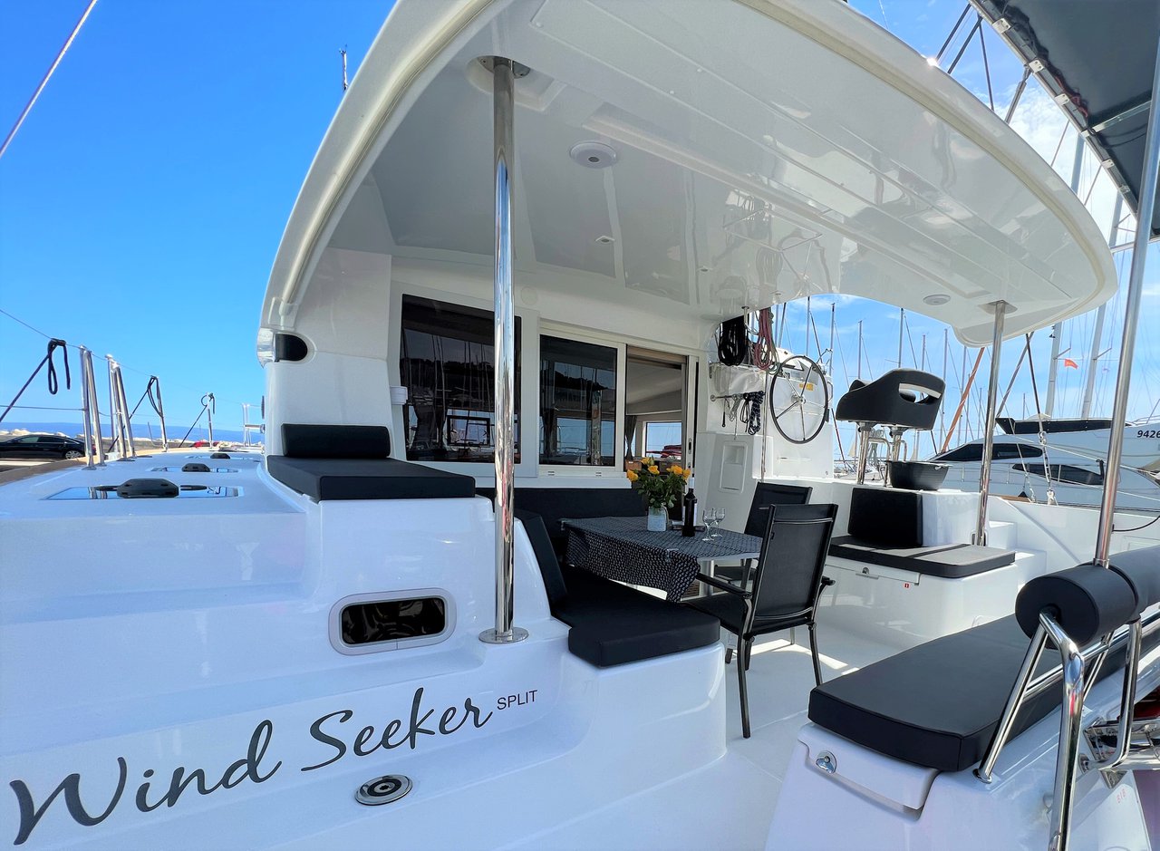 Photo #14 - Lagoon 40 - 4 + 2 cab (Wind Seeker) in Split - 37152