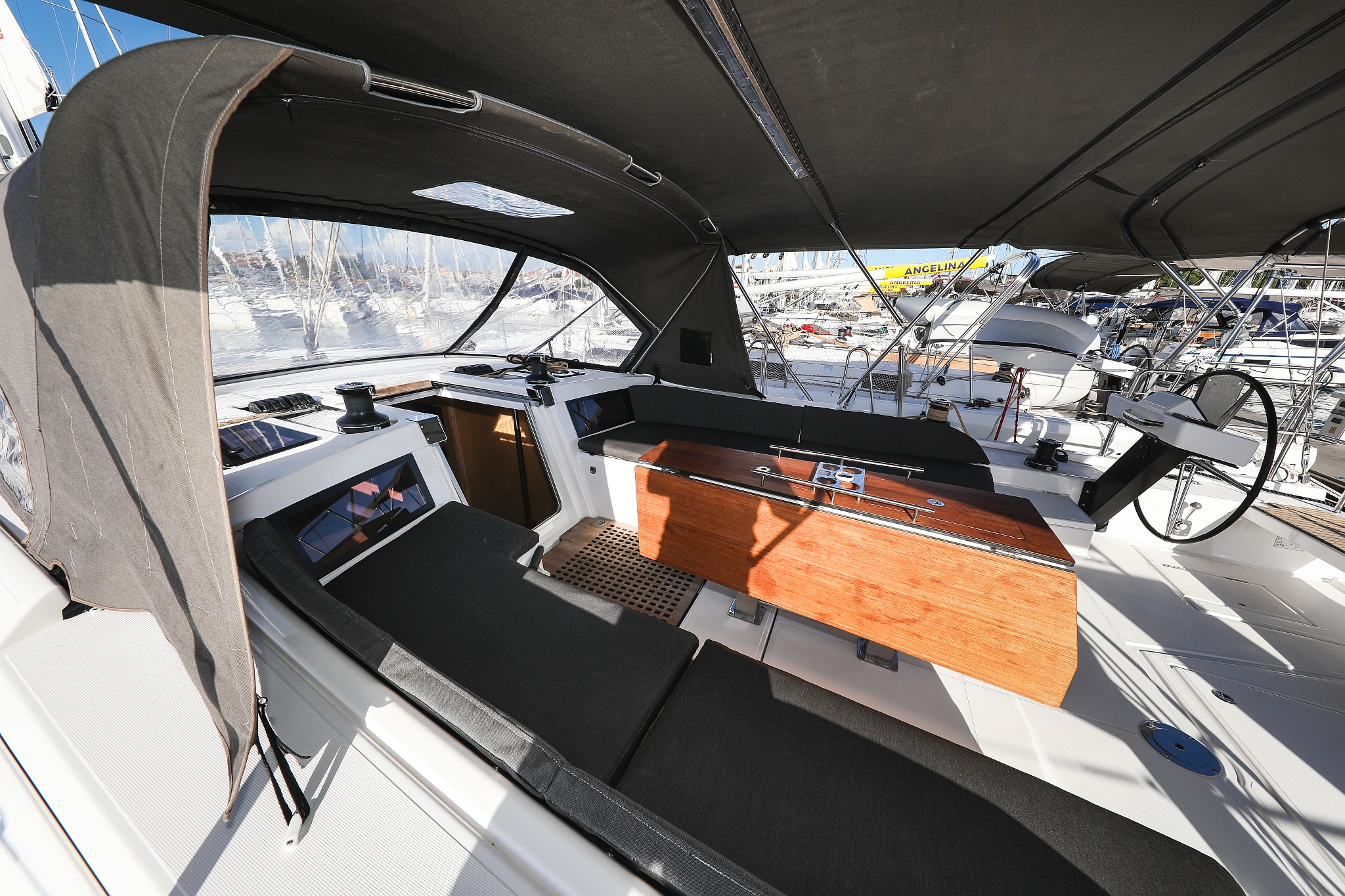 Photo #6 - Dufour 530 - 6 cab. (Kasper) in Vodice - 37160