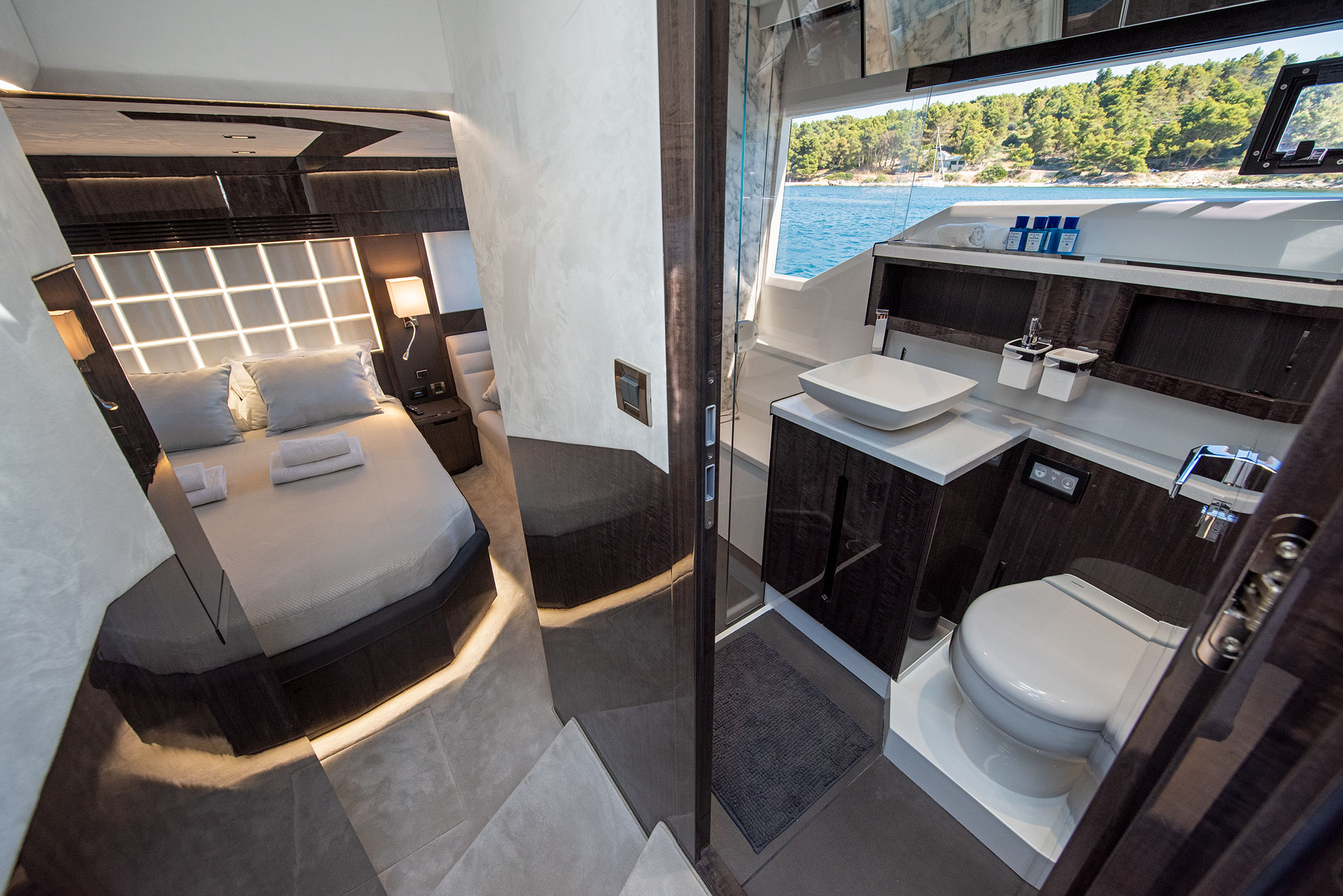 Photo #6 - Galeon 500 Fly - 3 cab. (Champ Atlantis) en Kastela - 37174