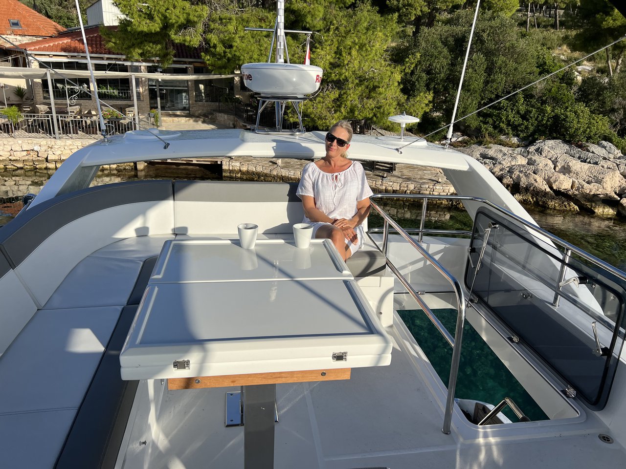 Photo #17 - Galeon 500 Fly - 3 cab. (Champ Atlantis) en Kastela - 37174