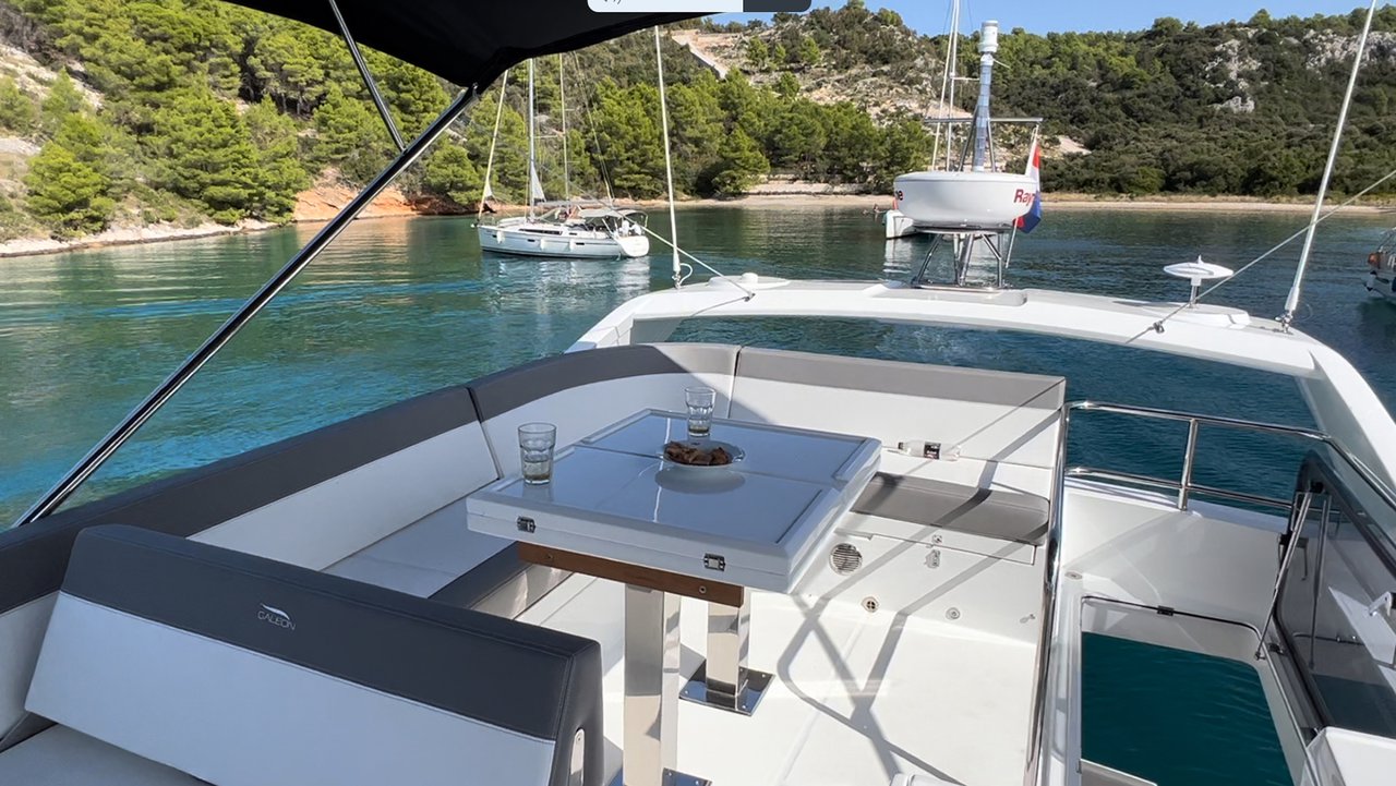 Photo #18 - Galeon 500 Fly - 3 cab. (Champ Atlantis) en Kastela - 37174
