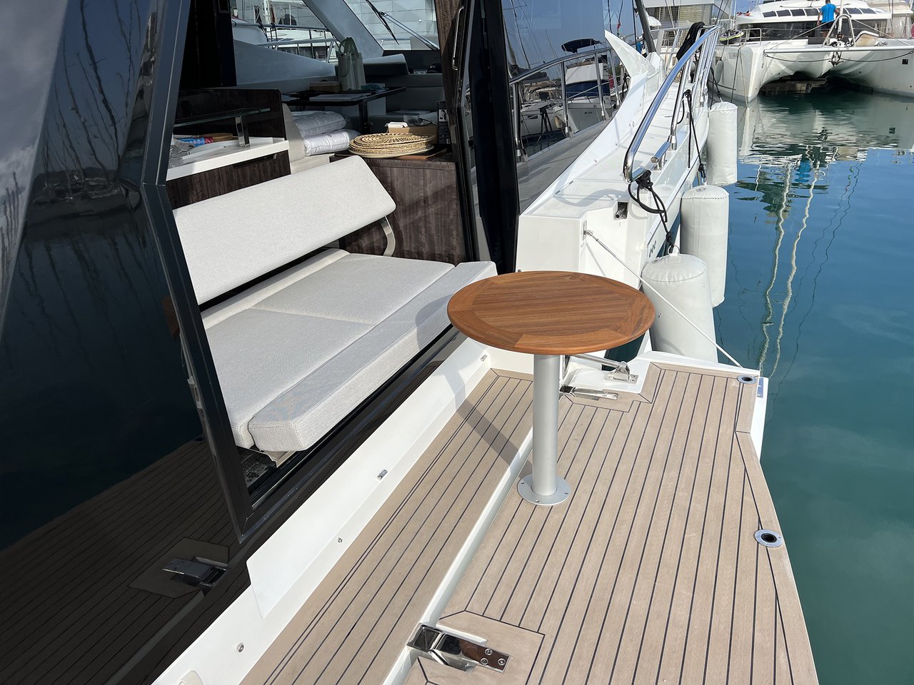 Photo #25 - Galeon 500 Fly - 3 cab. (Champ Atlantis) en Kastela - 37174