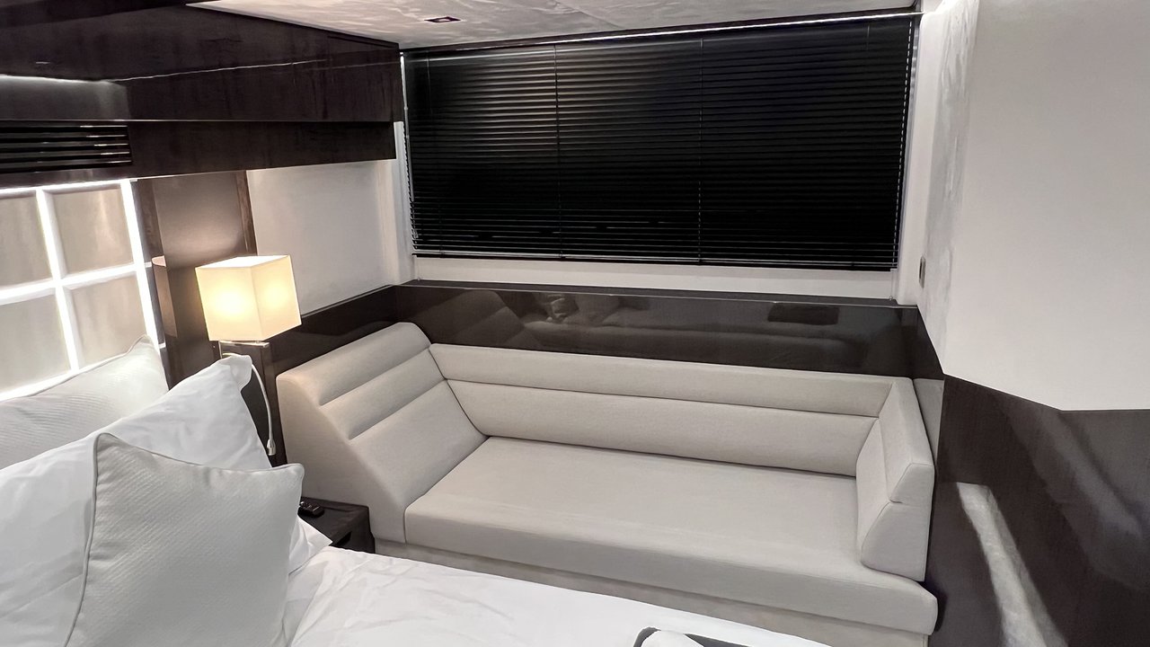 Photo #30 - Galeon 500 Fly - 3 cab. (Champ Atlantis) en Kastela - 37174