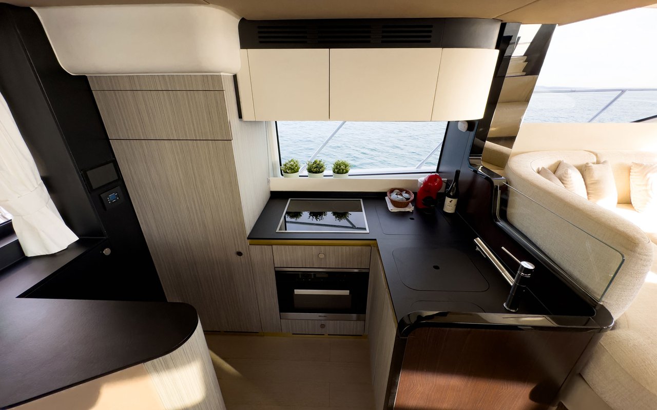 Photo #15 - Azimut 55 Fly (Be Happy) en Kastela - 37179