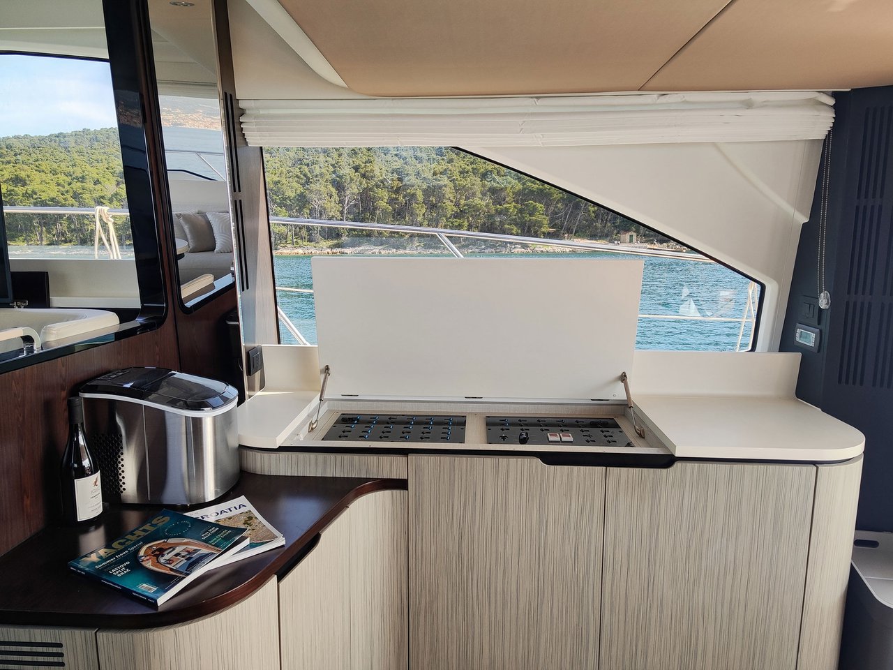 Photo #18 - Azimut 55 Fly (Be Happy) en Kastela - 37179