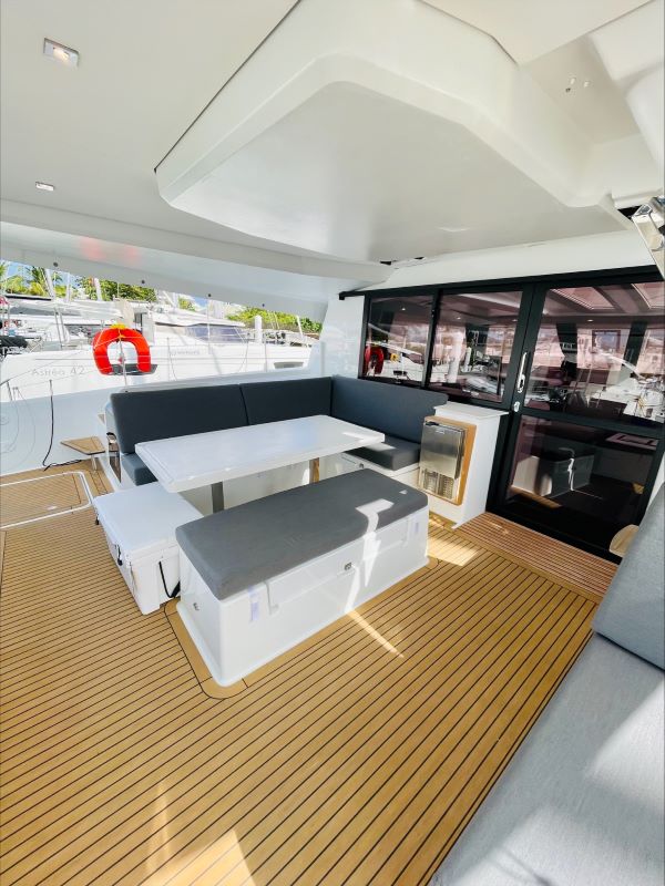 Photo #4 - Fountaine Pajot Tanna 47 - 5 cab. (Runny Babbit) in Nanny Cay - 37186