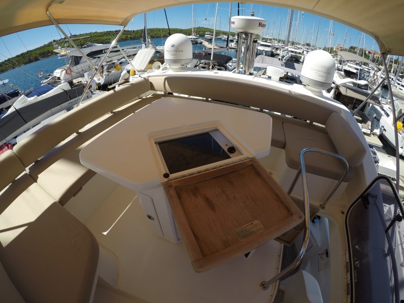 Photo #7 - Azimut 47 (Luma) en Sibenik - 37239