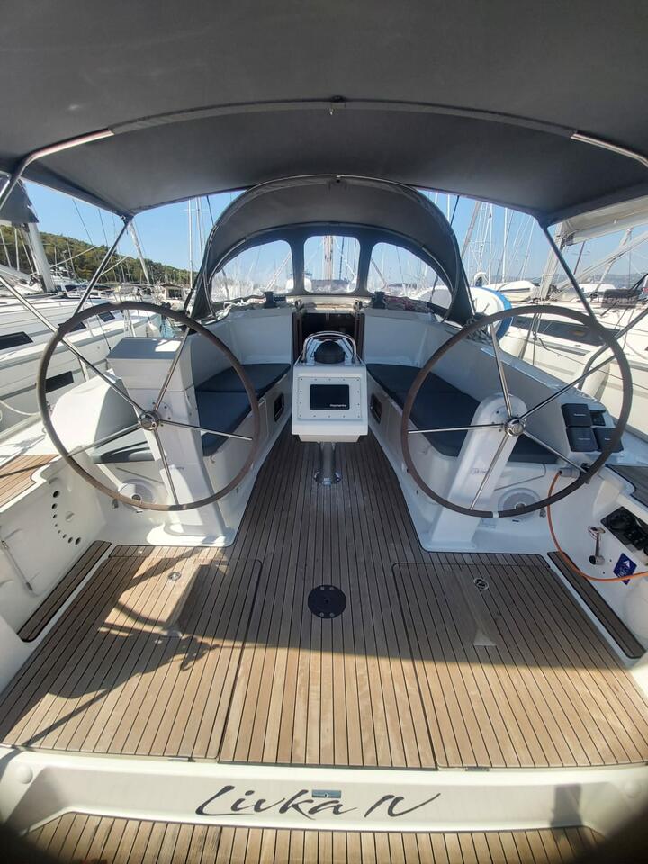 Photo #5 - Bavaria Cruiser 41 - 3 cab. (Livka IV) in Split - 37244
