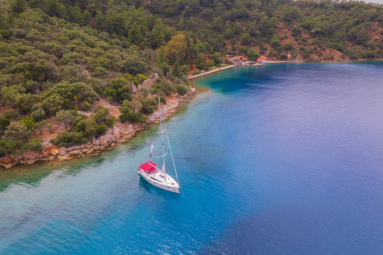 Photo #6 - Bavaria Cruiser 41 - 3 cab. (Tangram) in Fethiye - 37246