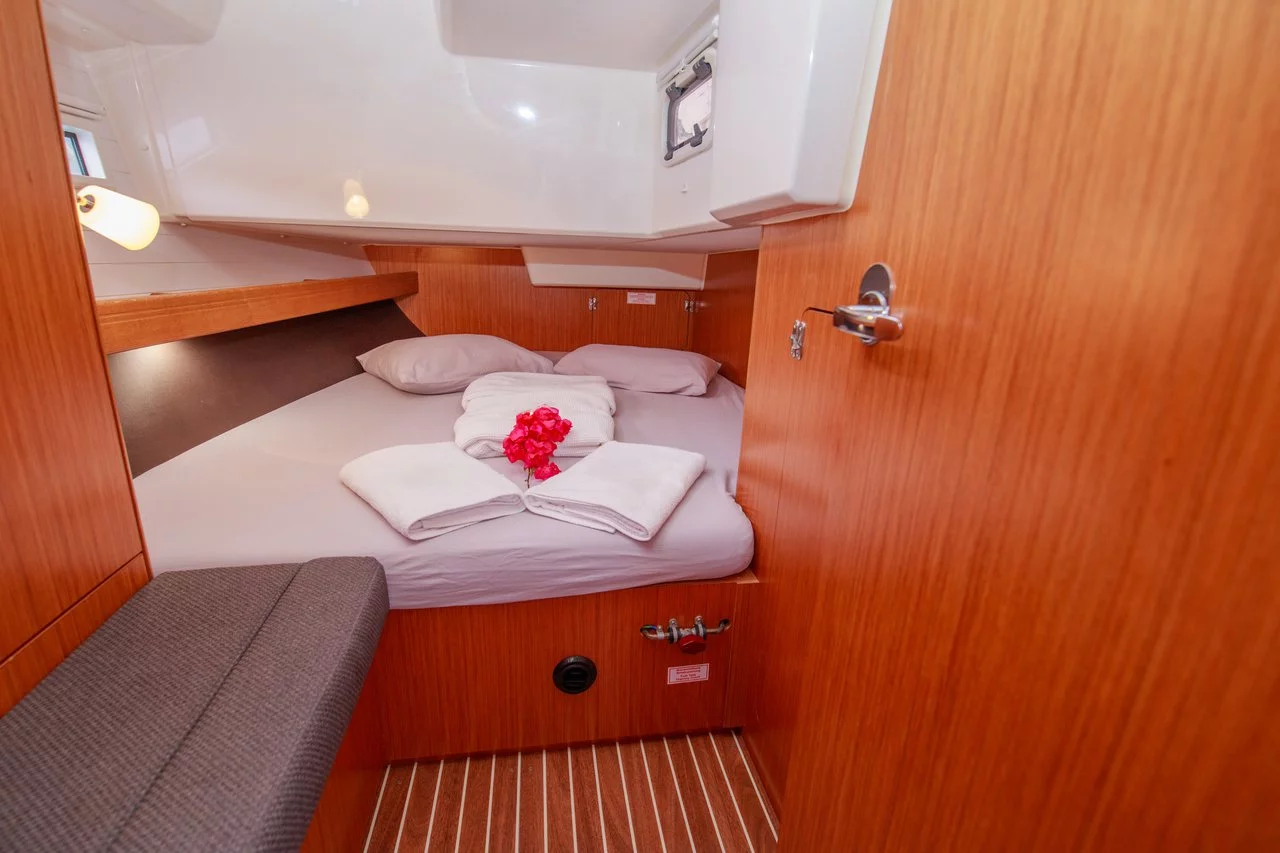 Bavaria Cruiser 41 - 3 cab. (Tangram)  - 16