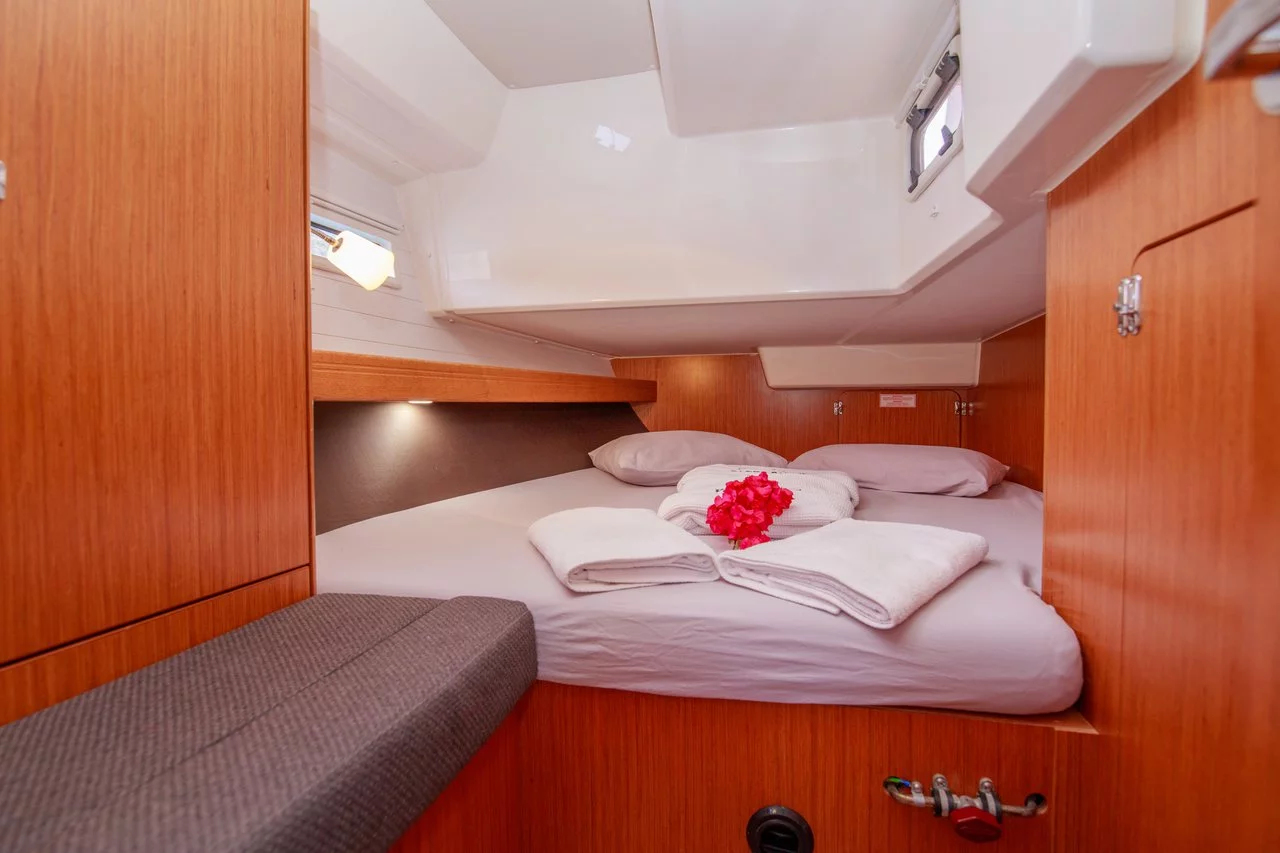 Bavaria Cruiser 41 - 3 cab. (Tangram)  - 17