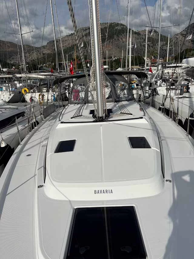Bavaria C42 (Nava)  - 3