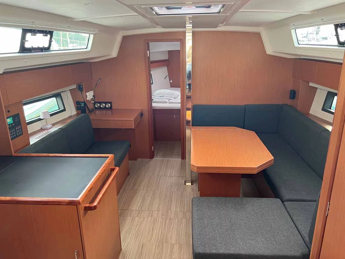 Bavaria C42 (Nava)  - 8
