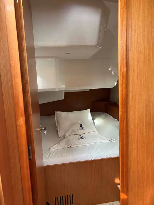Bavaria C42 (Nava)  - 13