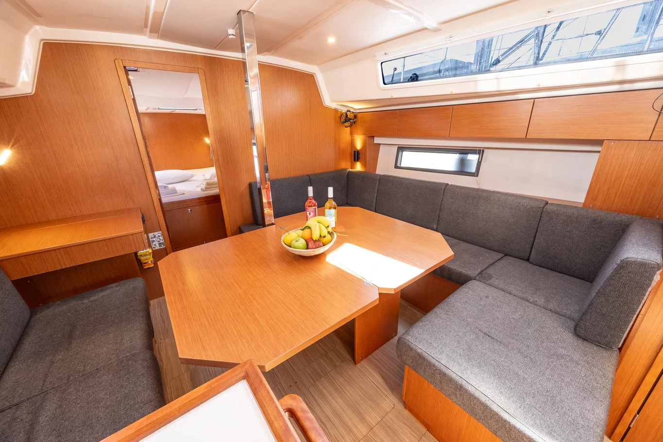 Bavaria C42 (Arian)  - 9