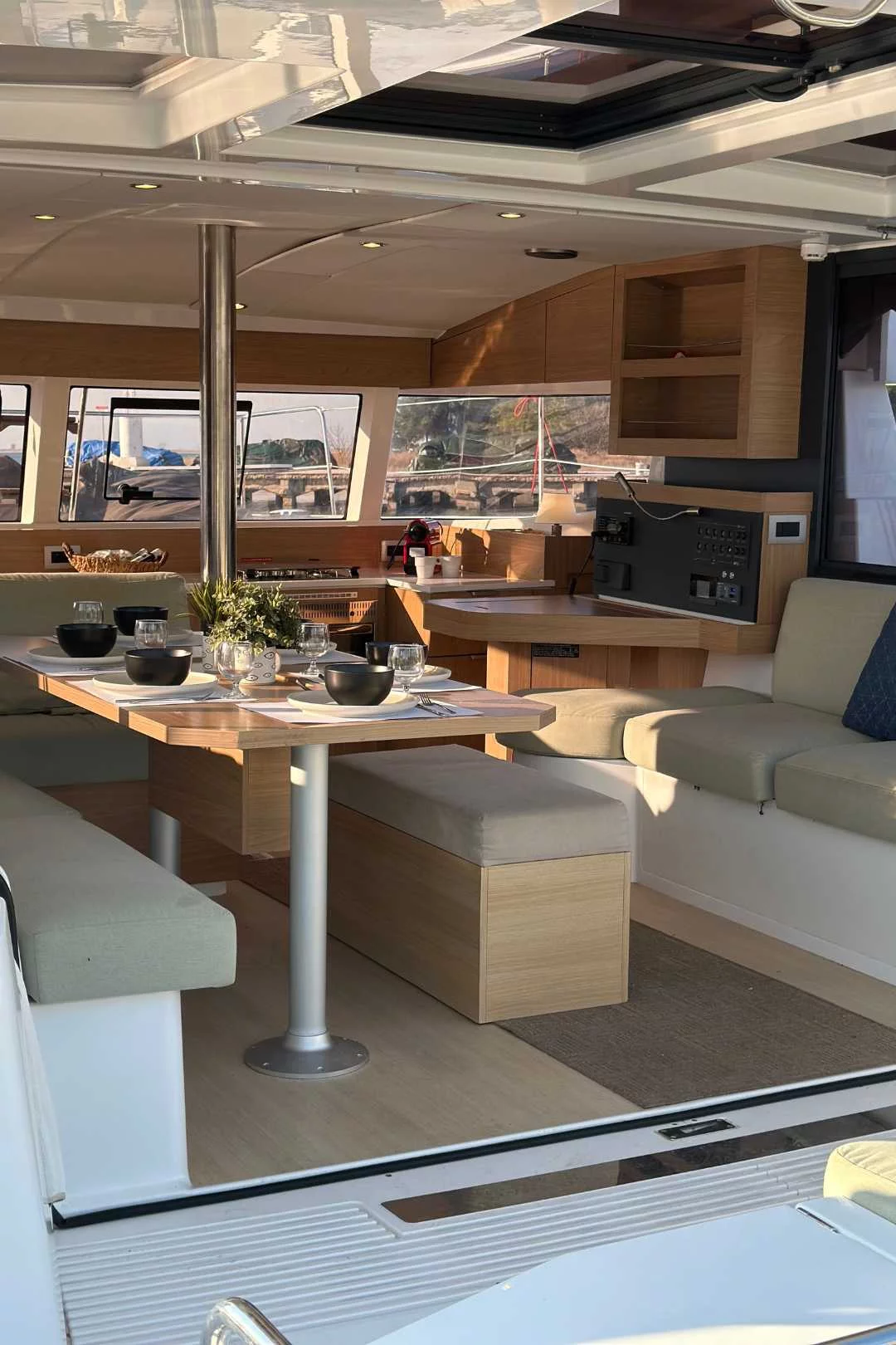 Bali Catsmart - 4 + 2 cab. (Northcat 38)  - 12