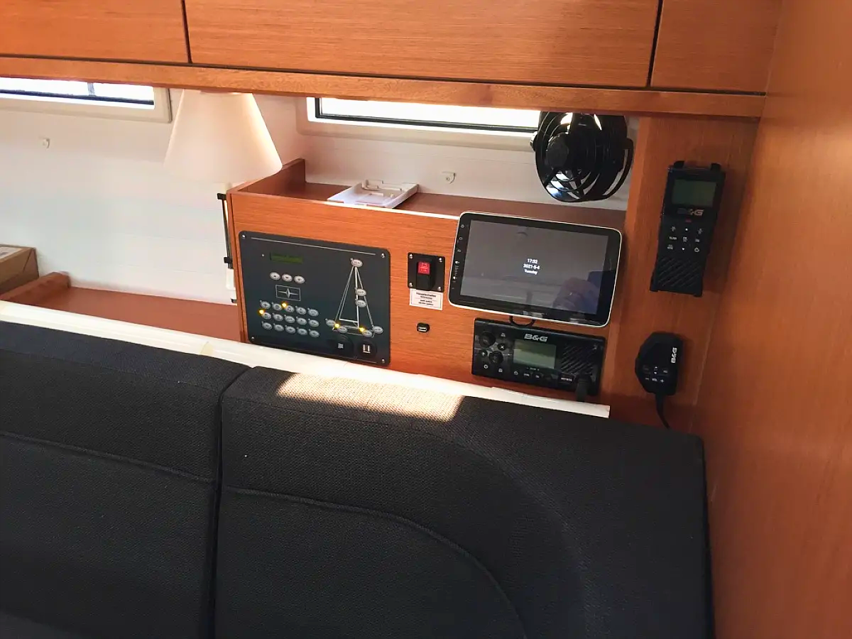 Photo #6 - Bavaria Cruiser 46 - 4 cab. (Renee) in Skiathos - 37321