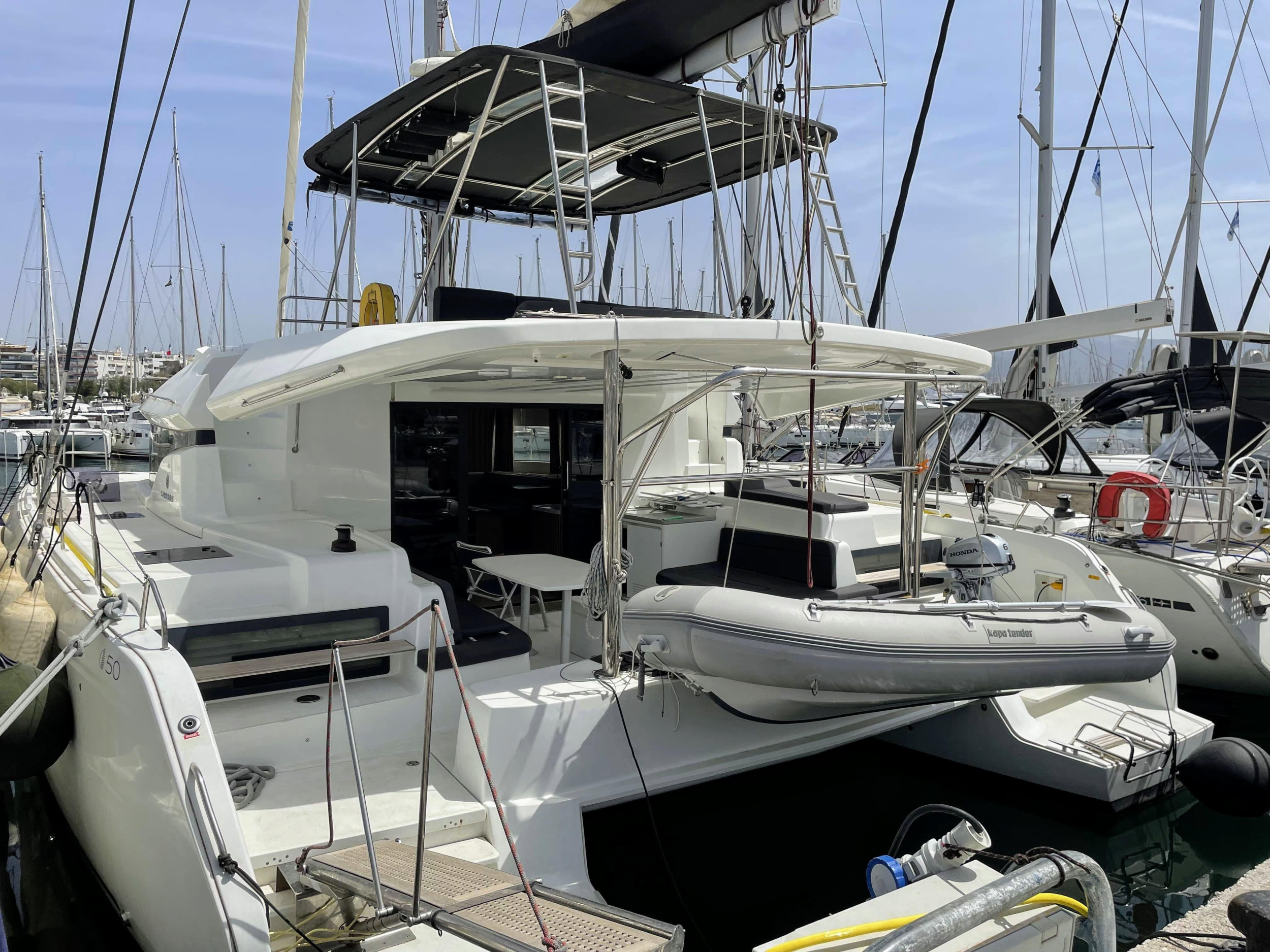 Photo #5 - Lagoon 50 (Ioli) en Athènes - 37343