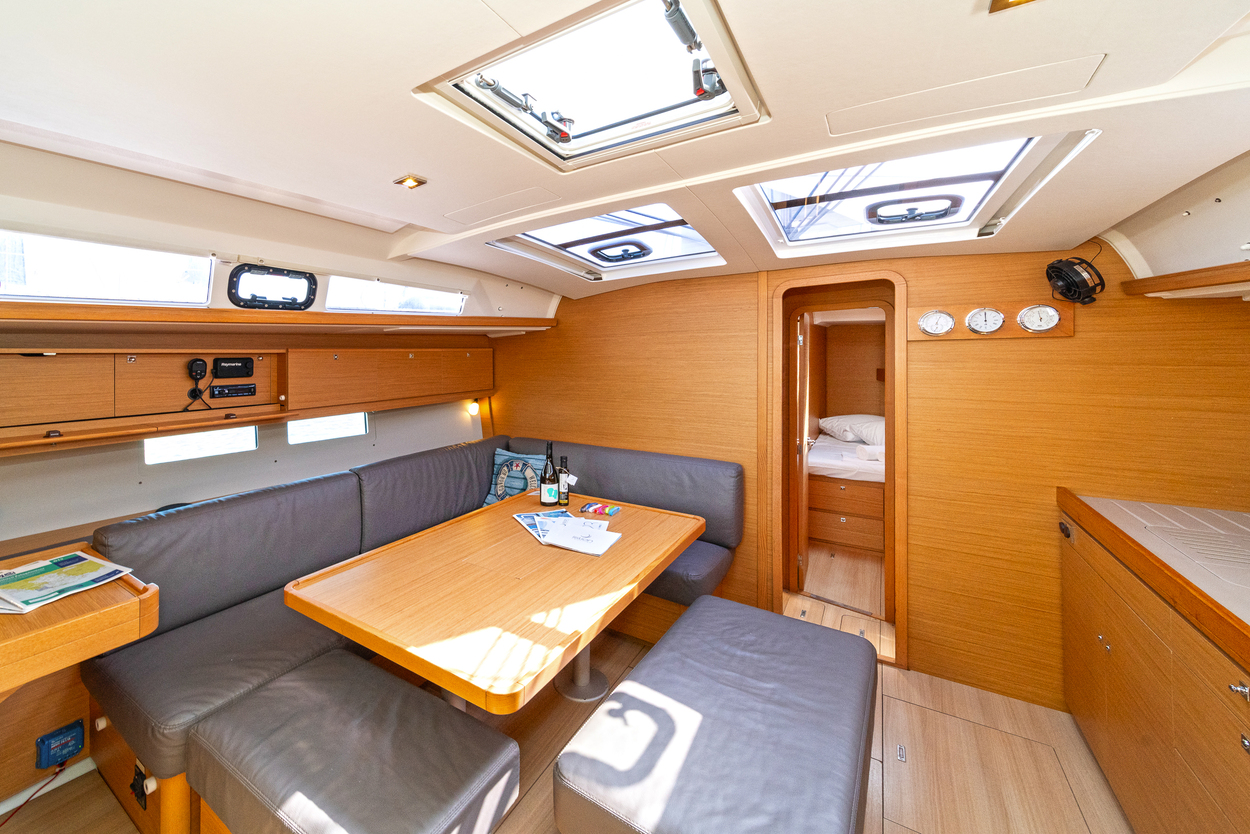 Photo #15 - Dufour 460 GL (Dream Weaver) in Lefkada - 37346
