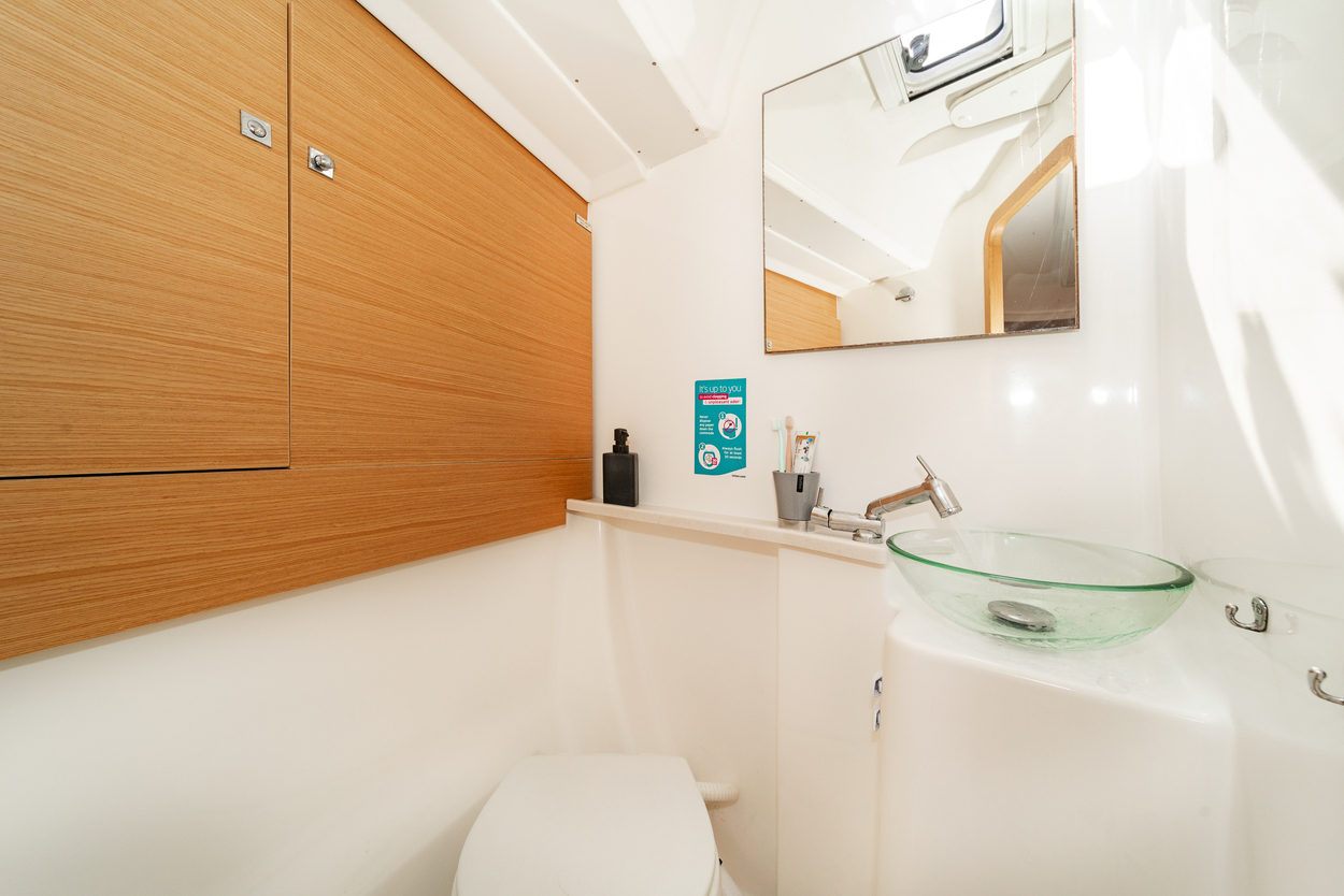 Photo #19 - Dufour 460 GL (Dream Weaver) in Lefkada - 37346