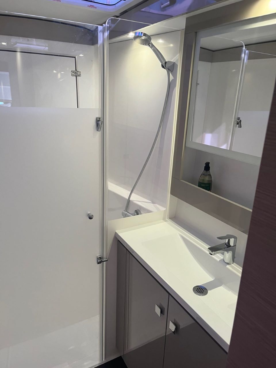 Photo #13 - Fountaine Pajot Isla 40 - 3 cab. (Scarlet Ibis) in Nanny Cay - 37358