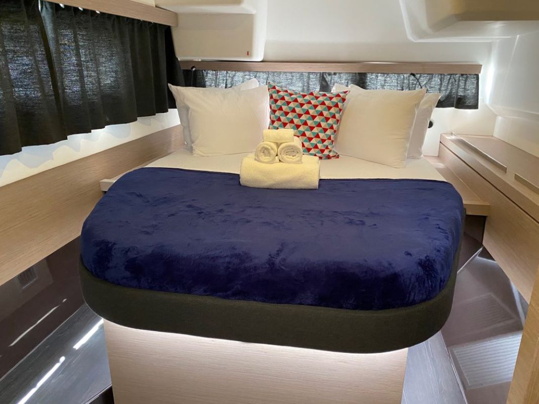 Photo #15 - Fountaine Pajot Isla 40 - 4 cab. (Firefly) in Nanny Cay - 37359