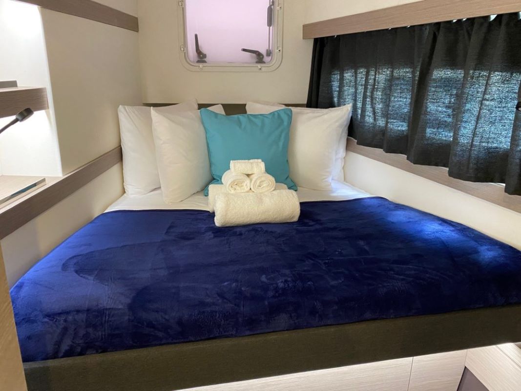 Photo #16 - Fountaine Pajot Isla 40 - 4 cab. (Firefly) in Nanny Cay - 37359