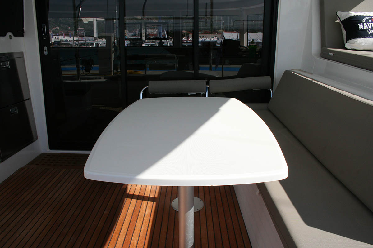 Photo #6 - Lagoon 42 - 4 + 2 cab. (Seaside dreams) in Trogir - 37362