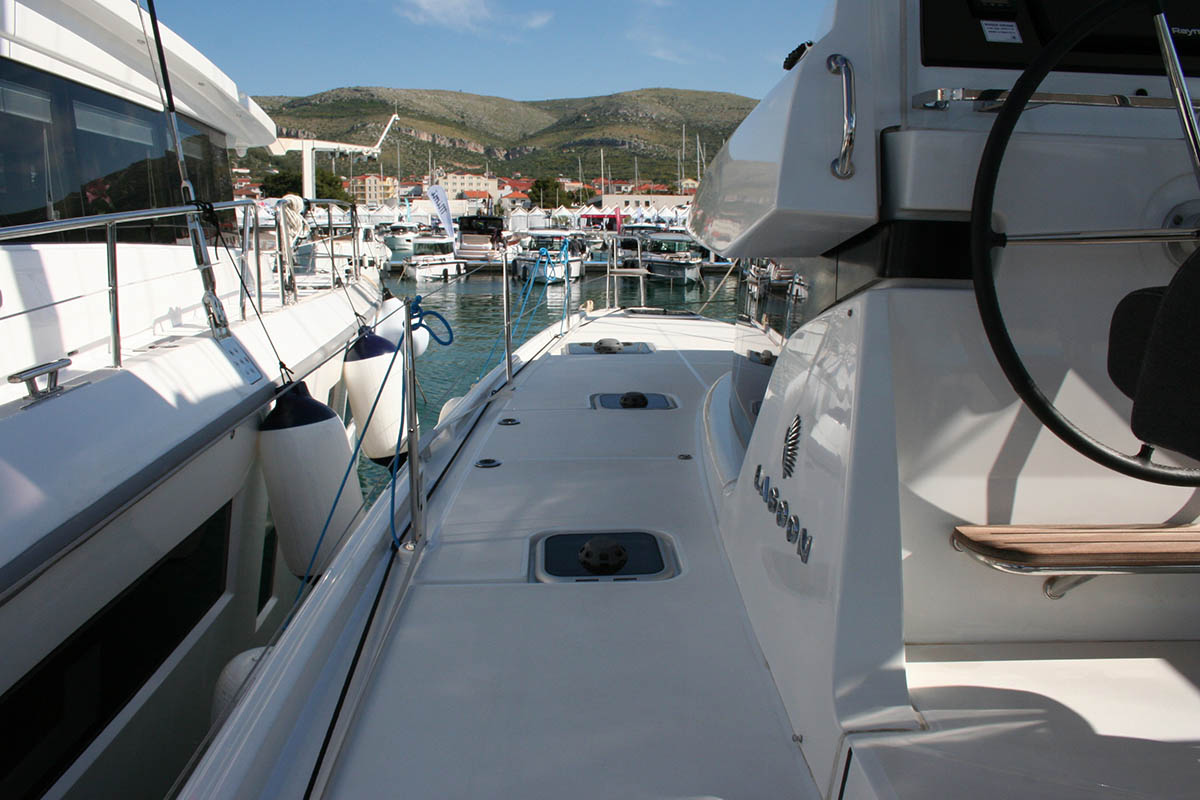 Photo #8 - Lagoon 42 - 4 + 2 cab. (Seaside dreams) in Trogir - 37362