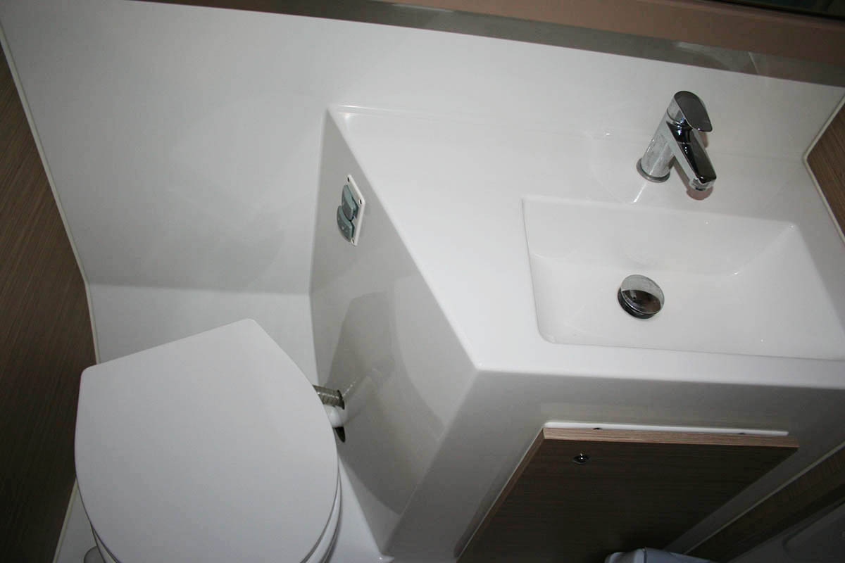 Photo #29 - Lagoon 42 - 4 + 2 cab. (Seaside dreams) in Trogir - 37362
