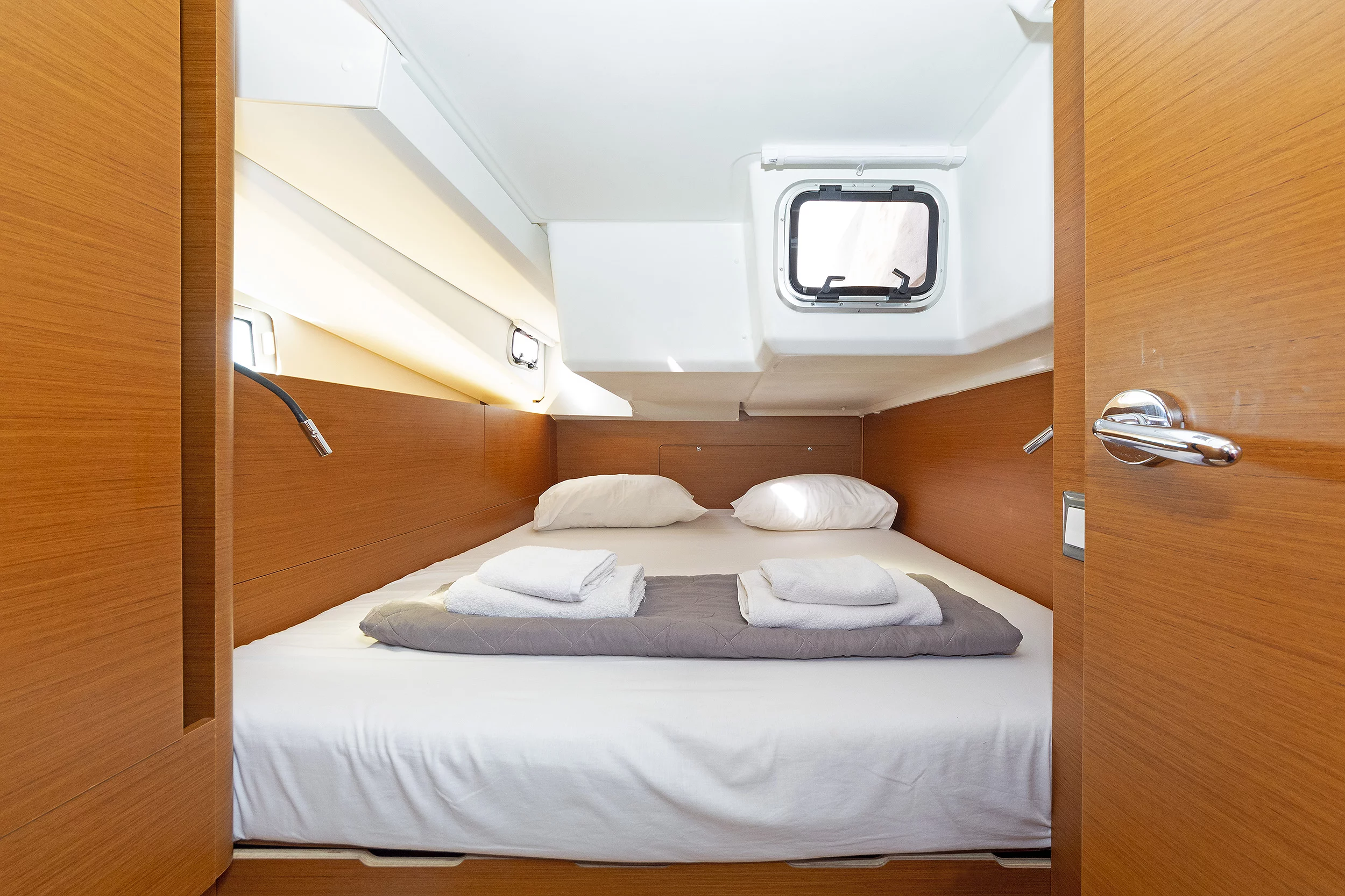 Sun Odyssey 440 (JOLLY ROGER)  - 4