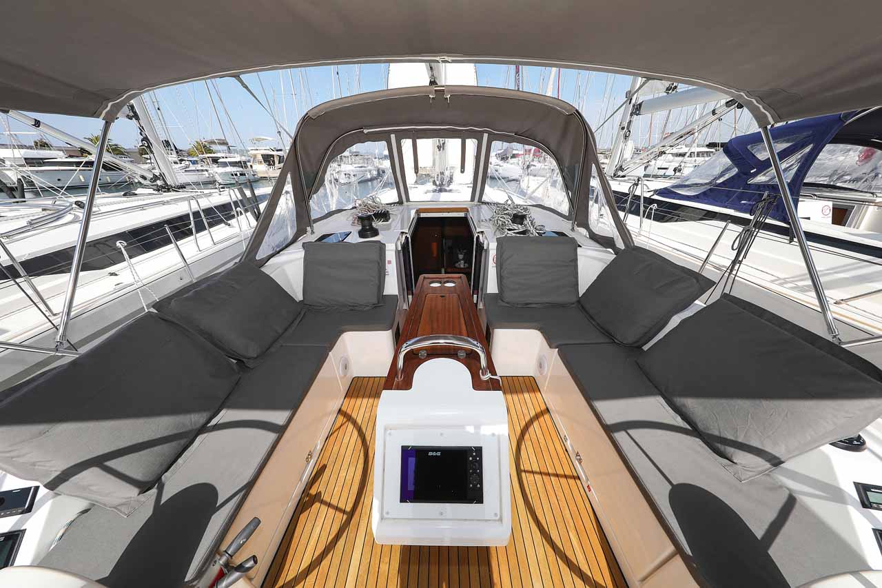 Photo #8 - Bavaria C42 (RUMBA) in Biograd - 37389