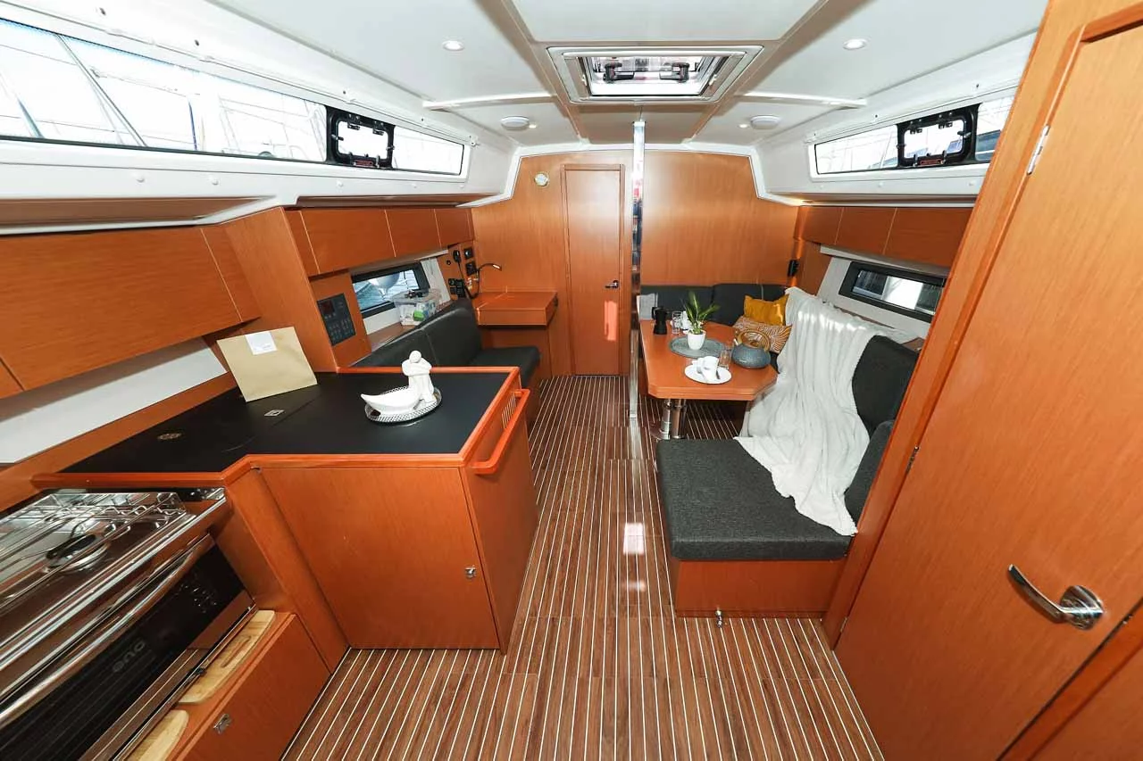 Bavaria C42 (RUMBA)  - 9