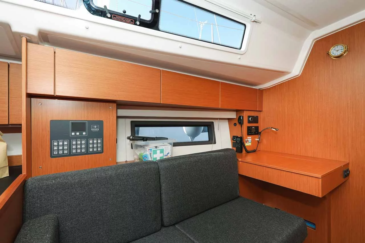 Bavaria C42 (RUMBA)  - 12