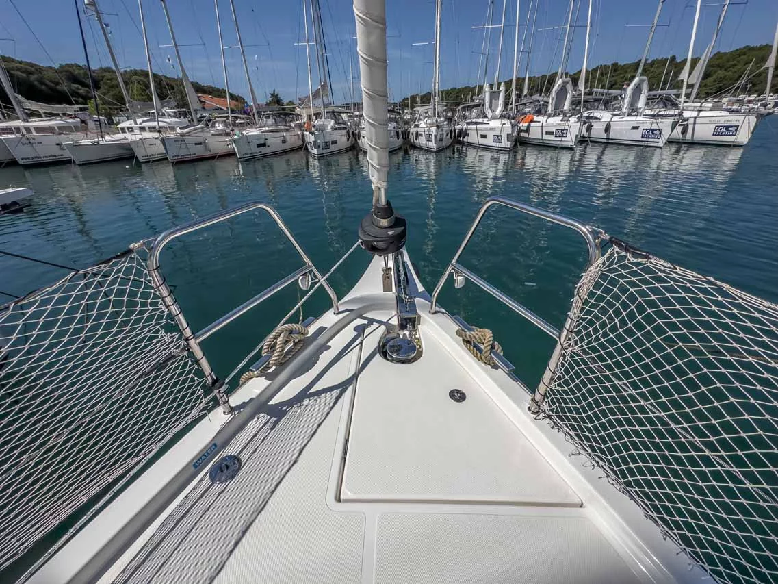 Bavaria C42 (Fräulein Nora)  - 5