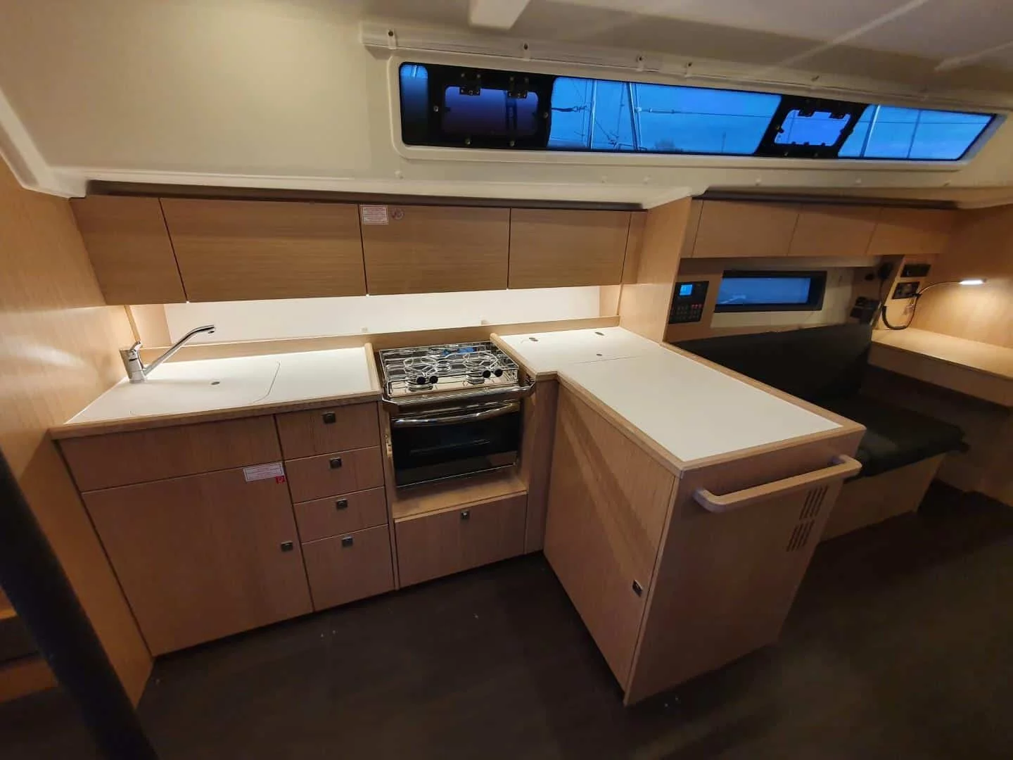 Bavaria C42 (Ermis)  - 6