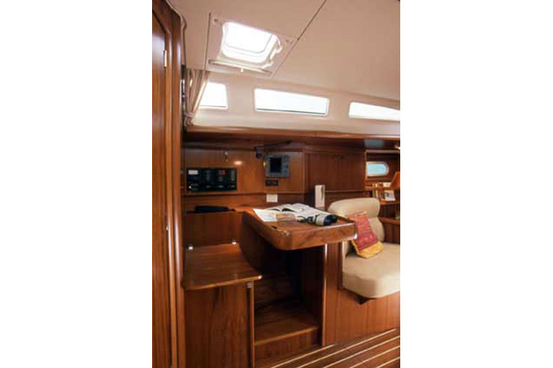 Photo #8 - Sun Odyssey 40.3 (Evina) in Lefkada - 37440