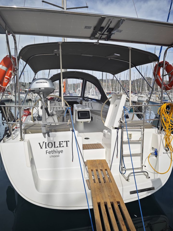 Photo #4 - Oceanis 40 (Violet) in Fethiye - 37445